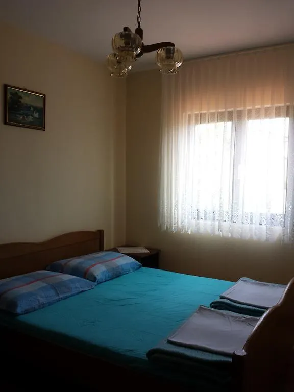 Apartments Lucija Linardići