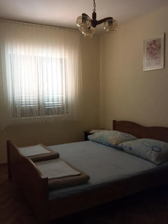 Apartments Lucija Linardići