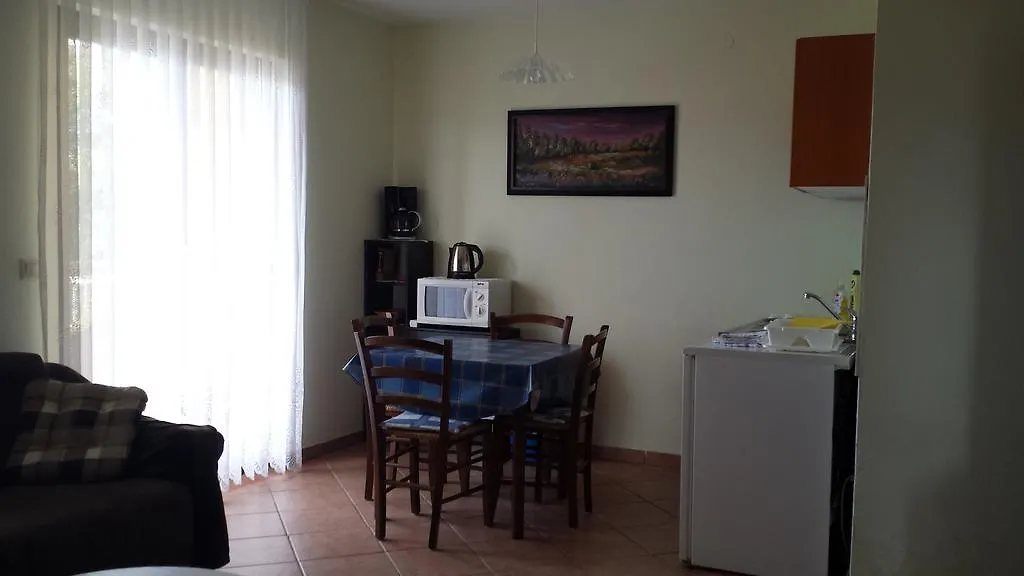 Apartments Lucija Linardići